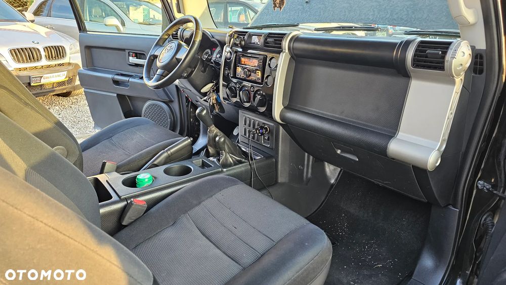 Toyota FJ - 13
