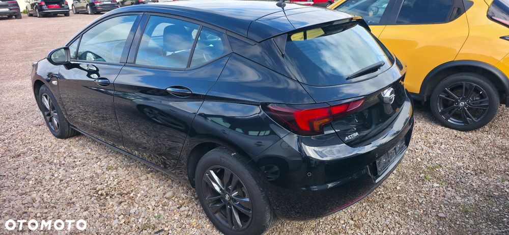 Opel Astra - 18