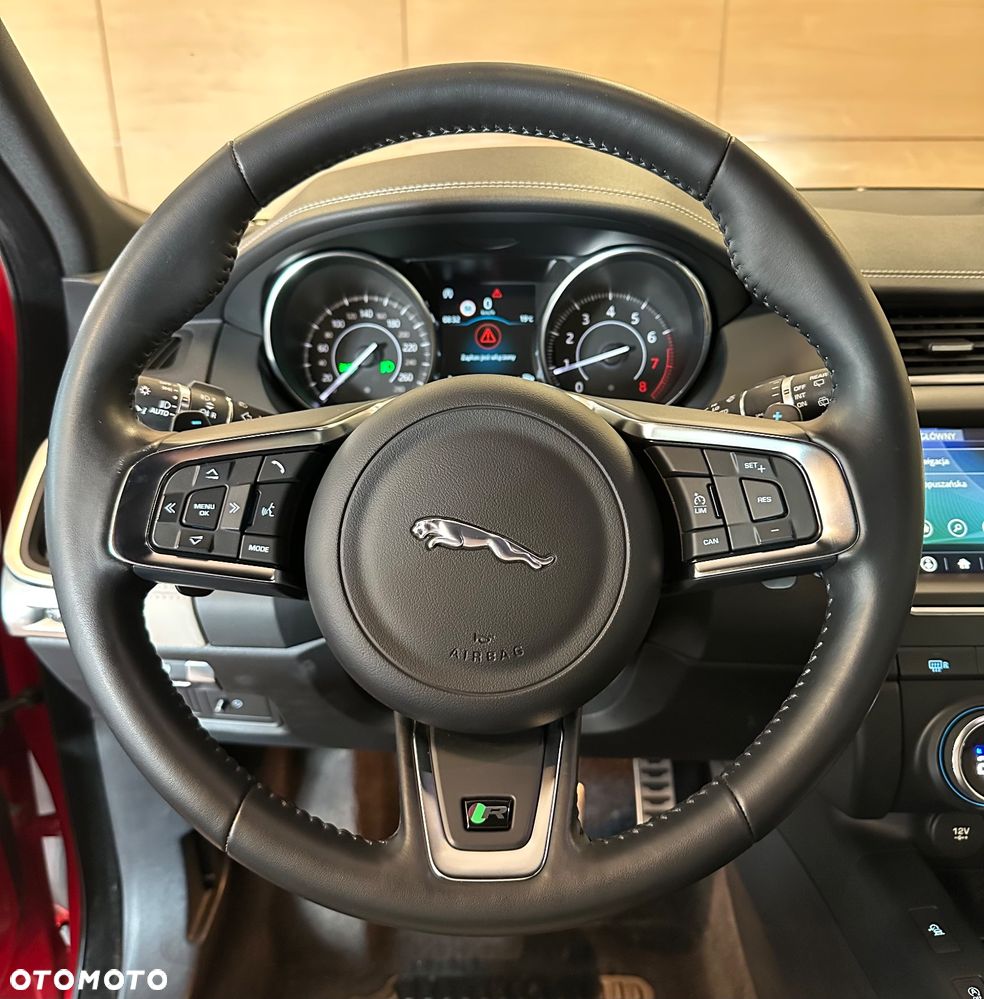Jaguar E-Pace 2.0 i4P AWD R-Dynamic - 10