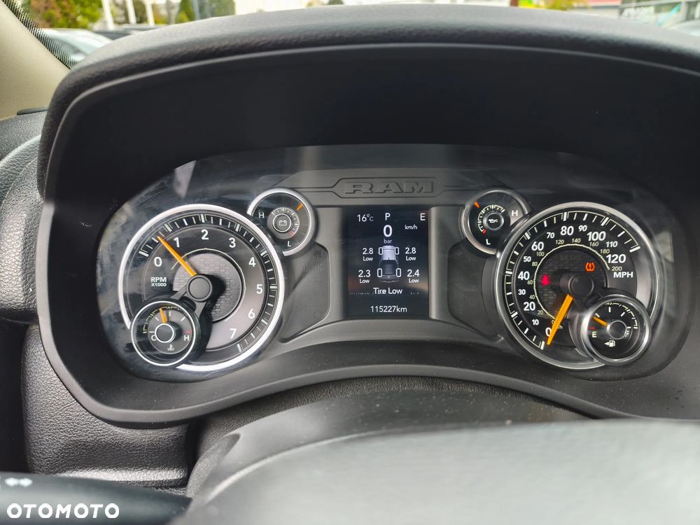 RAM 2500 - 21