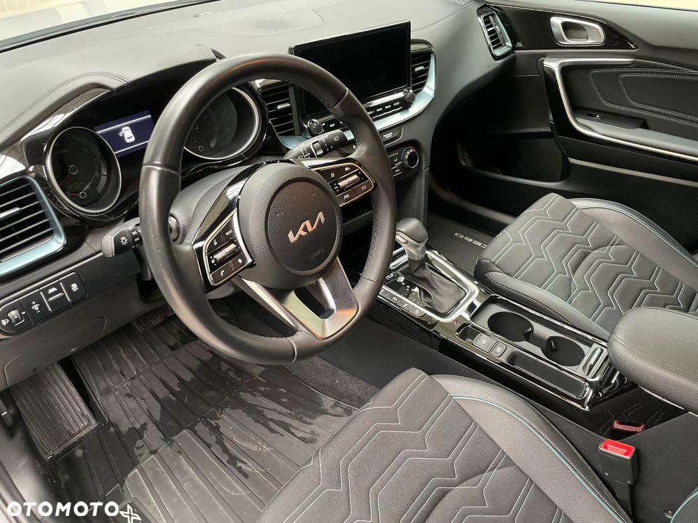 Kia XCeed 1.6 T-GDI Tribute DCT - 10