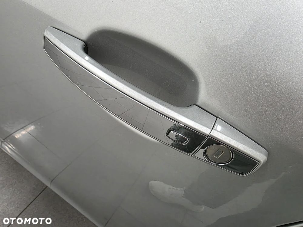 Opel Insignia Sports Tourer 2.0 Diesel Exclusive - 22
