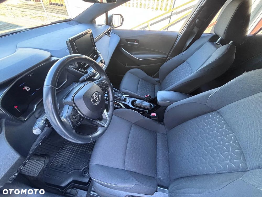 Toyota Corolla 1.8 Hybrid Comfort - 4