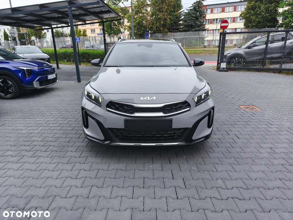 Kia XCeed 1.6 T-GDI Tribute DCT - 2