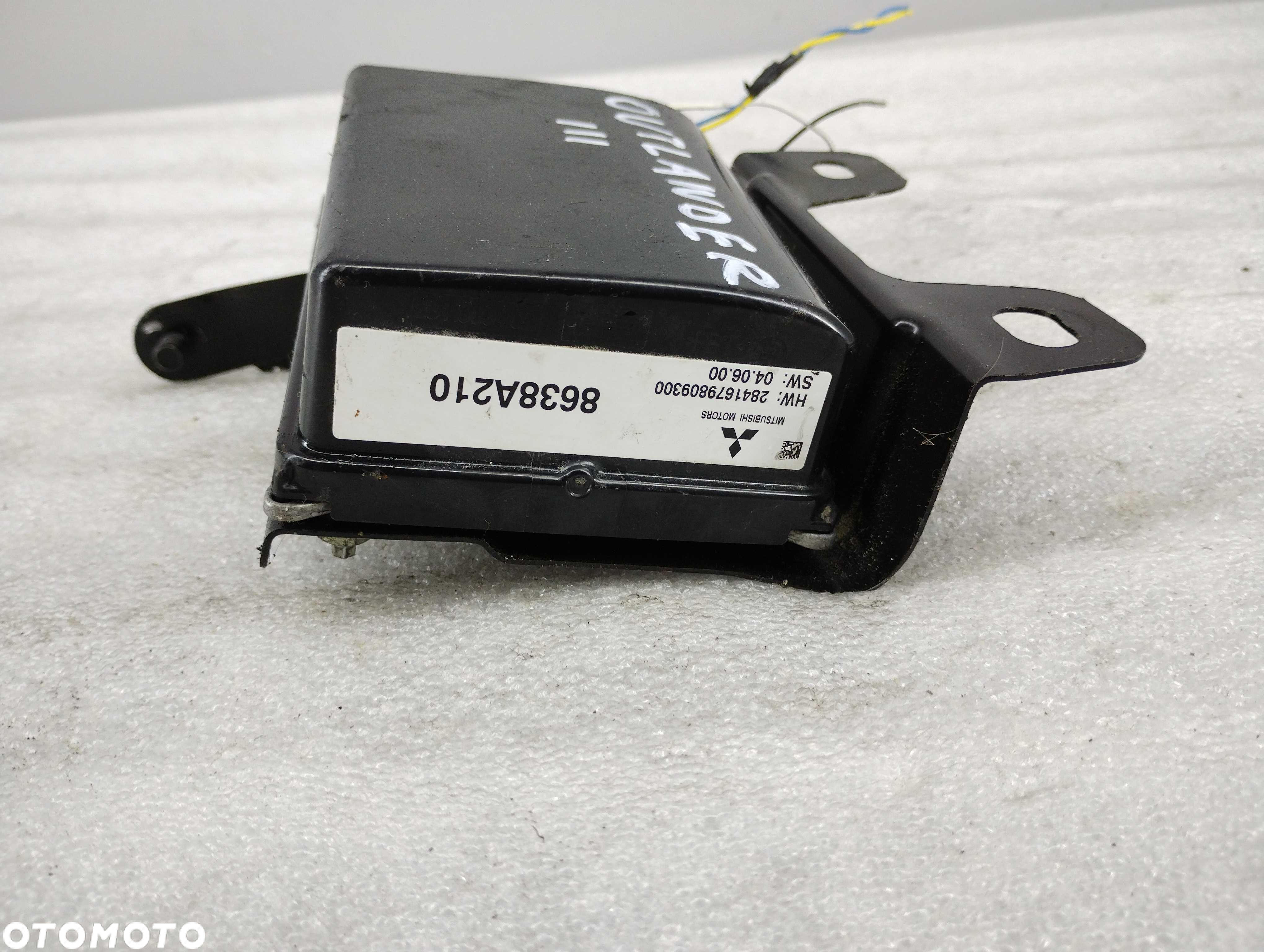 Radar Sensor Distronic Mitsubishi Outlander III - 2