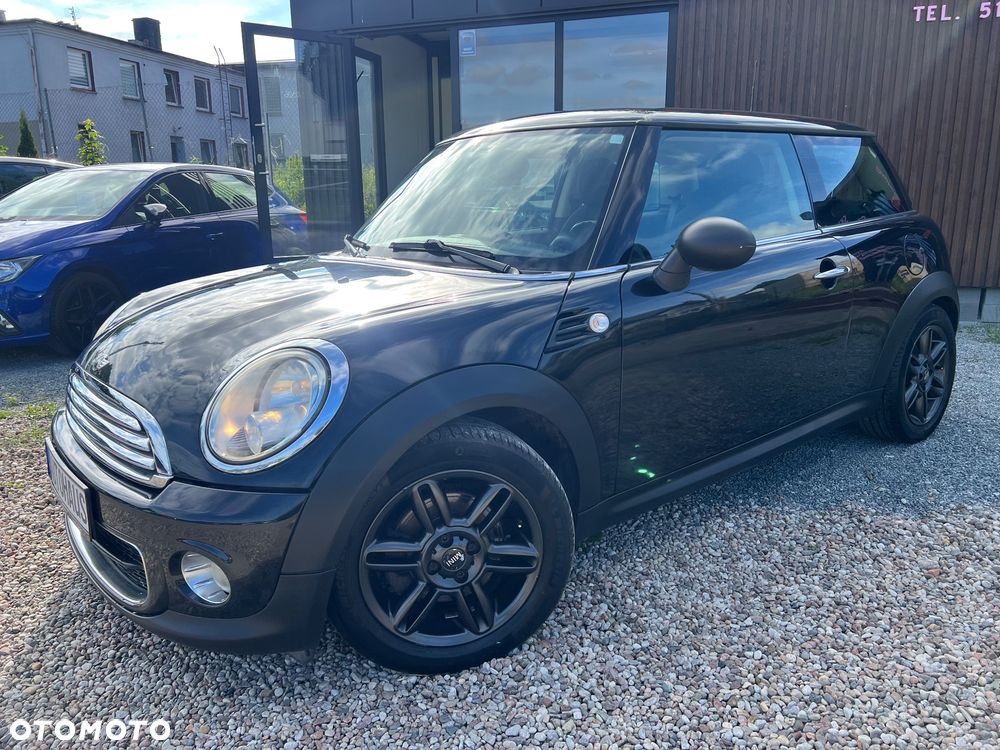 MINI Cooper D Bayswater - 12