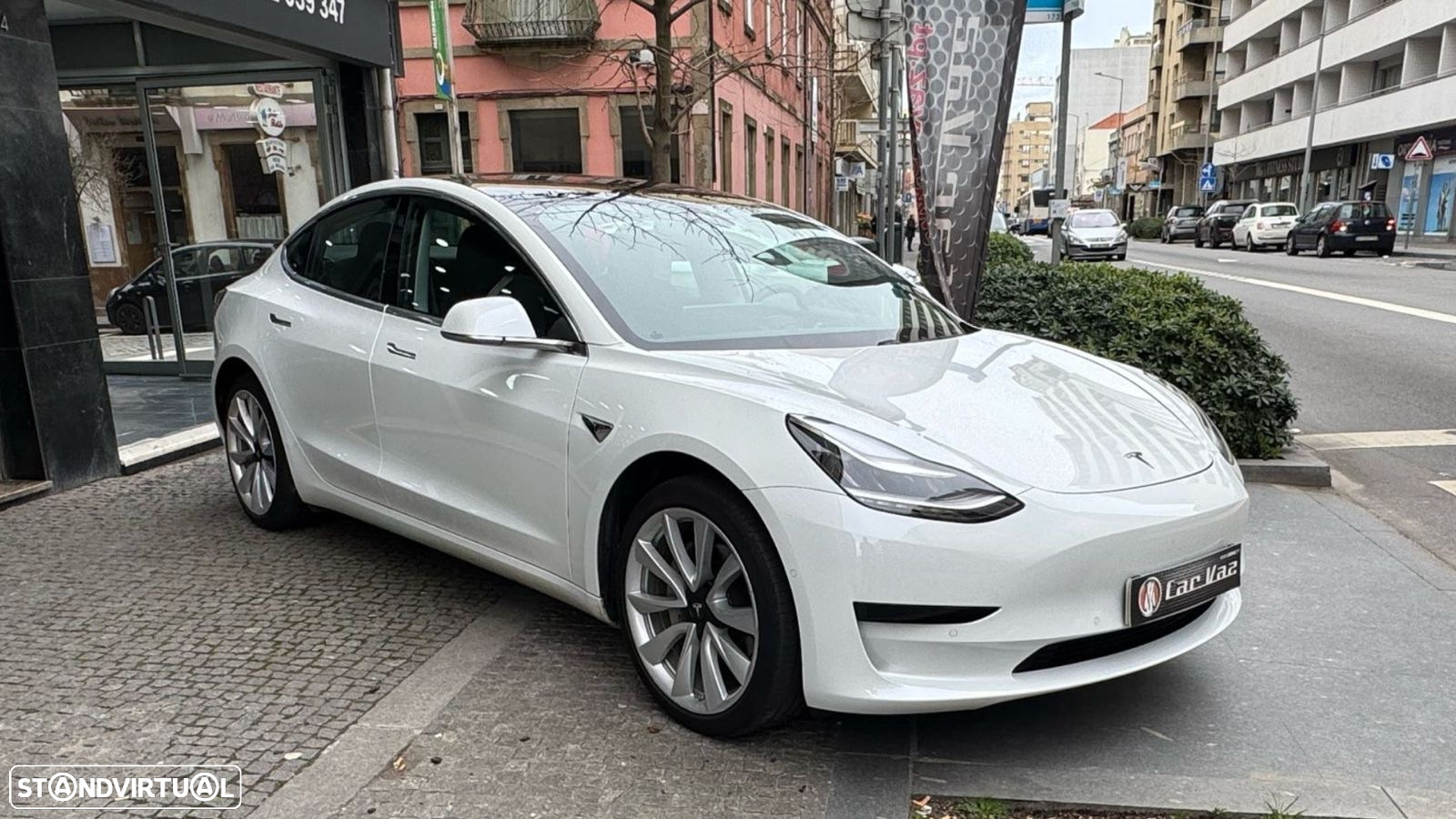 Tesla Model 3 Standard Range Plus RWD - 3