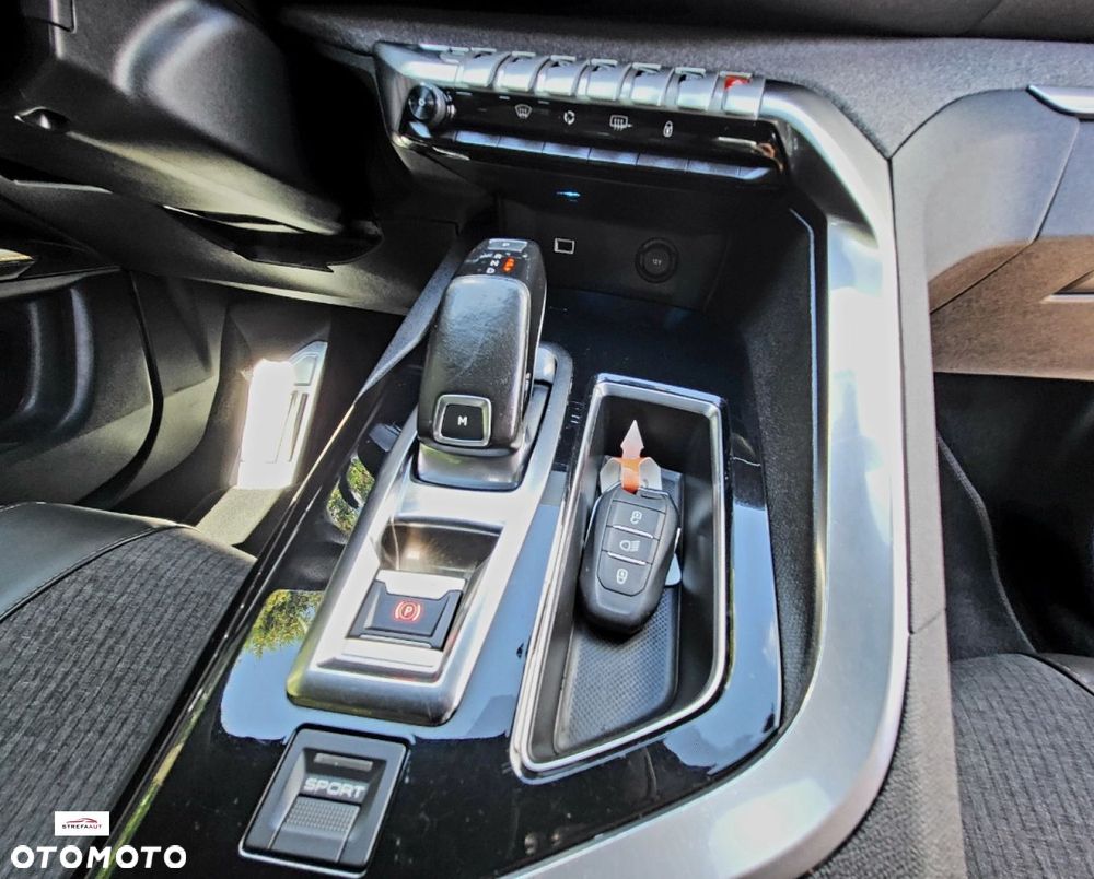 Peugeot 3008 - 12