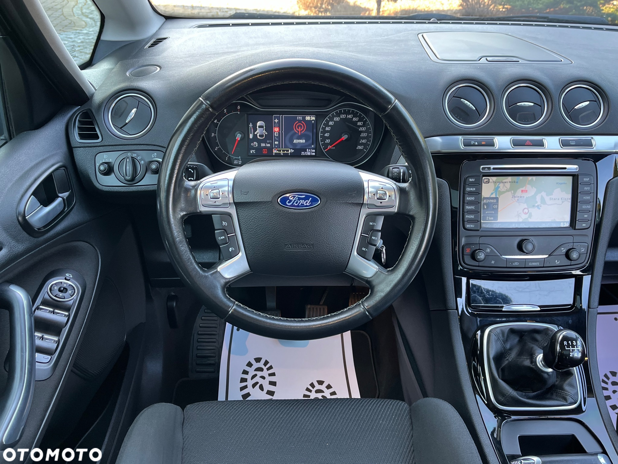Ford S-Max 2.0 TDCi DPF Ambiente - 35