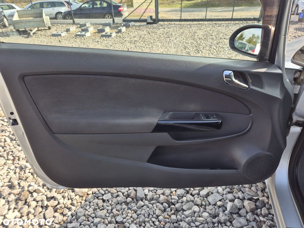 Opel Corsa 1.2 16V Cosmo EasyTronic - 14