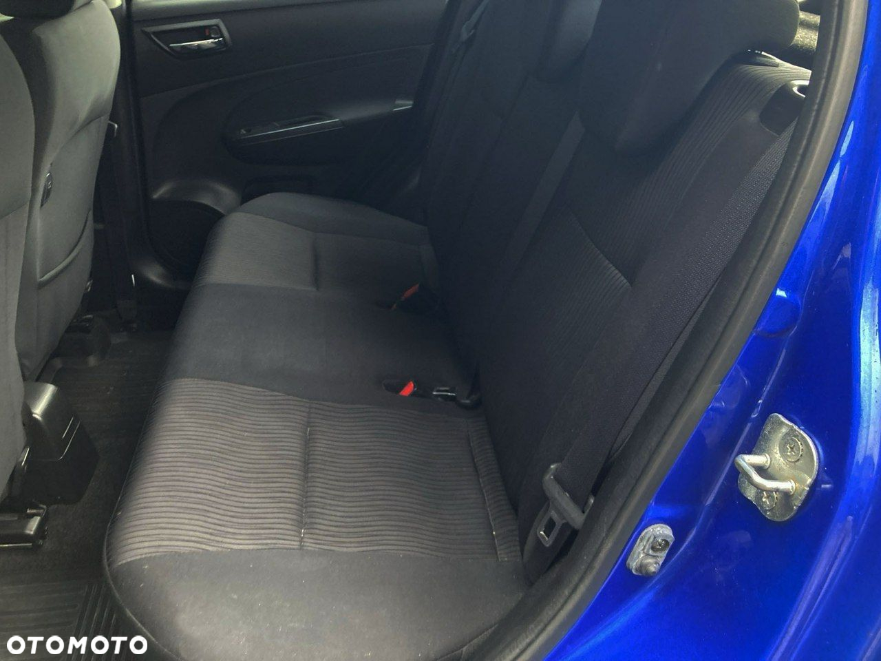 Suzuki Swift 1.2 Premium - 8