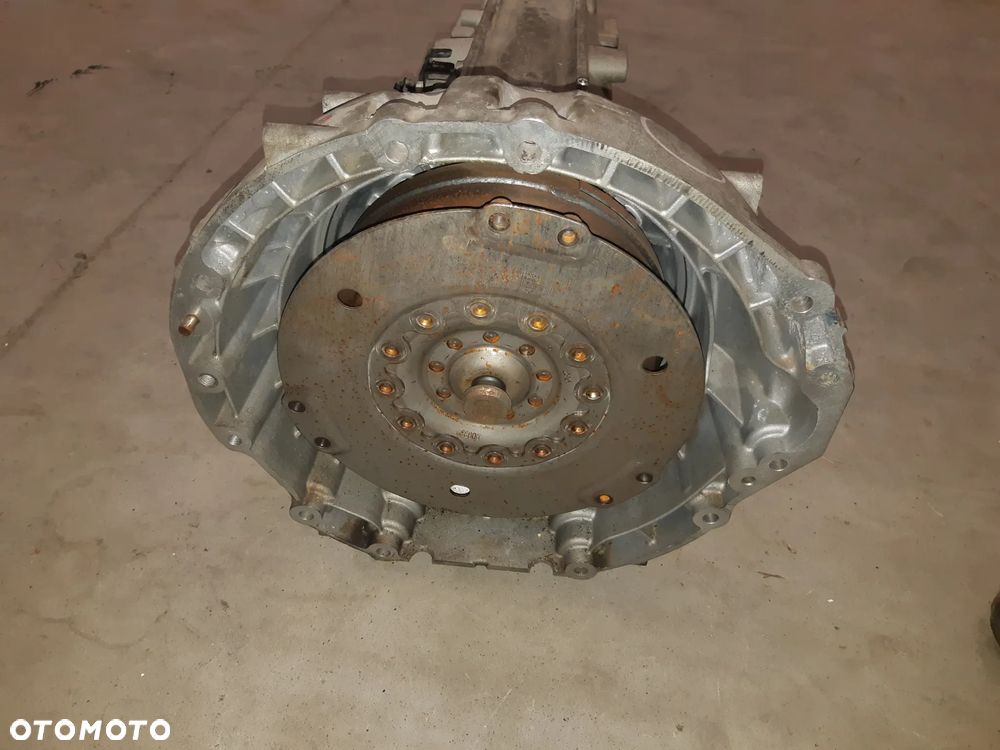 SKRZYNIA BIEGÓW DODGE CHARGER CHALLENGER 3.6 P68227521AD - 3