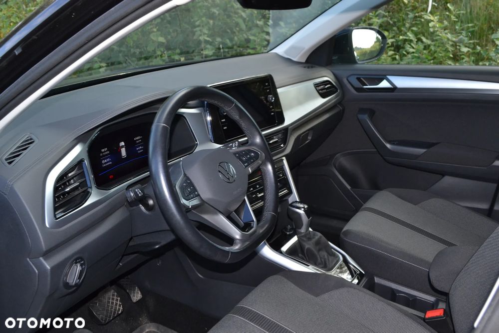 Volkswagen T-Roc - 3