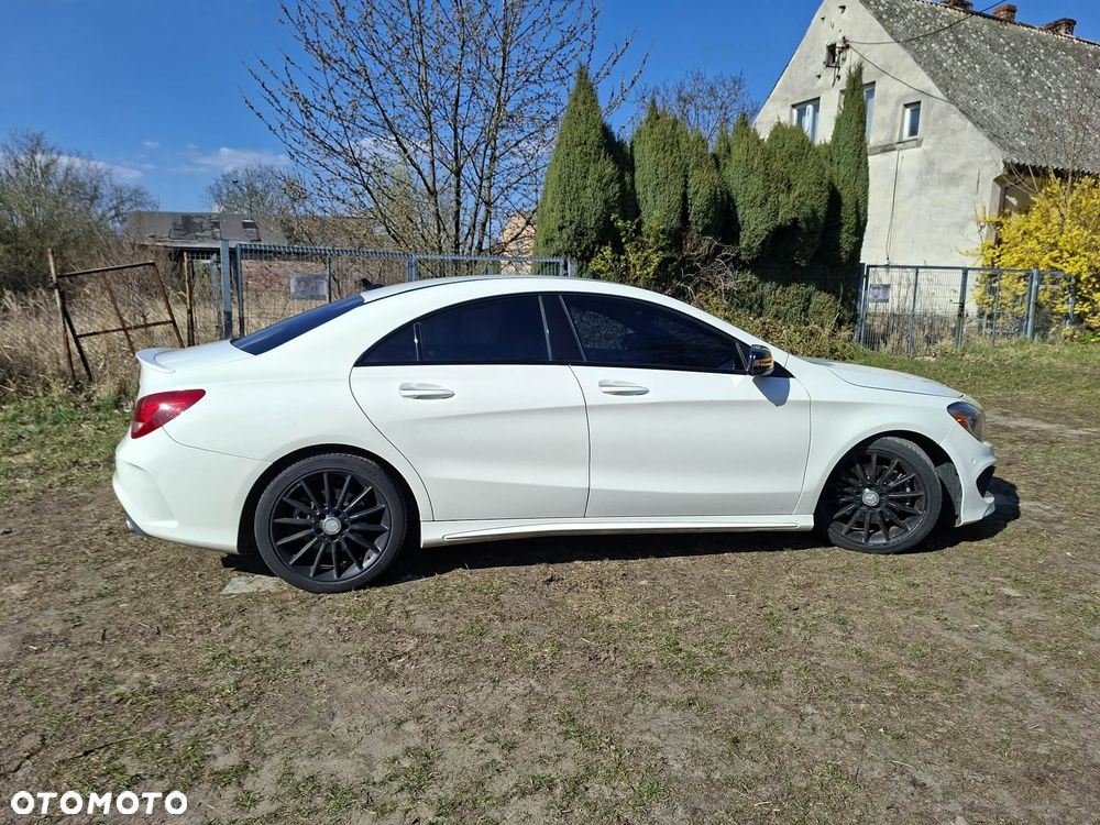 Mercedes-Benz CLA 250 7G-DCT UrbanStyle Edition - 1