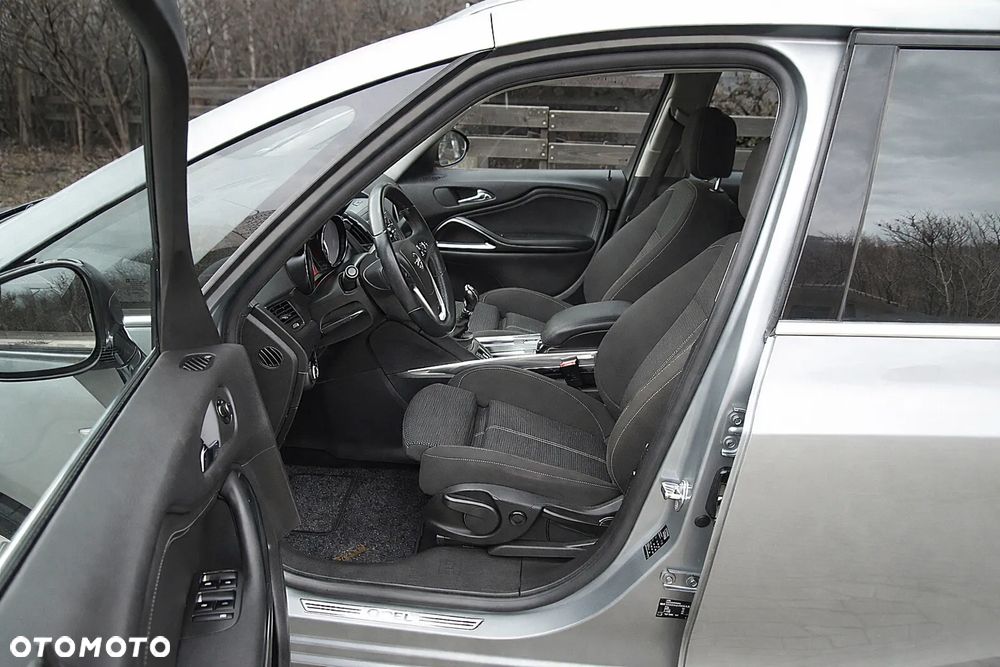 Opel Zafira 1.6 T SIDI Cosmo S&S - 17
