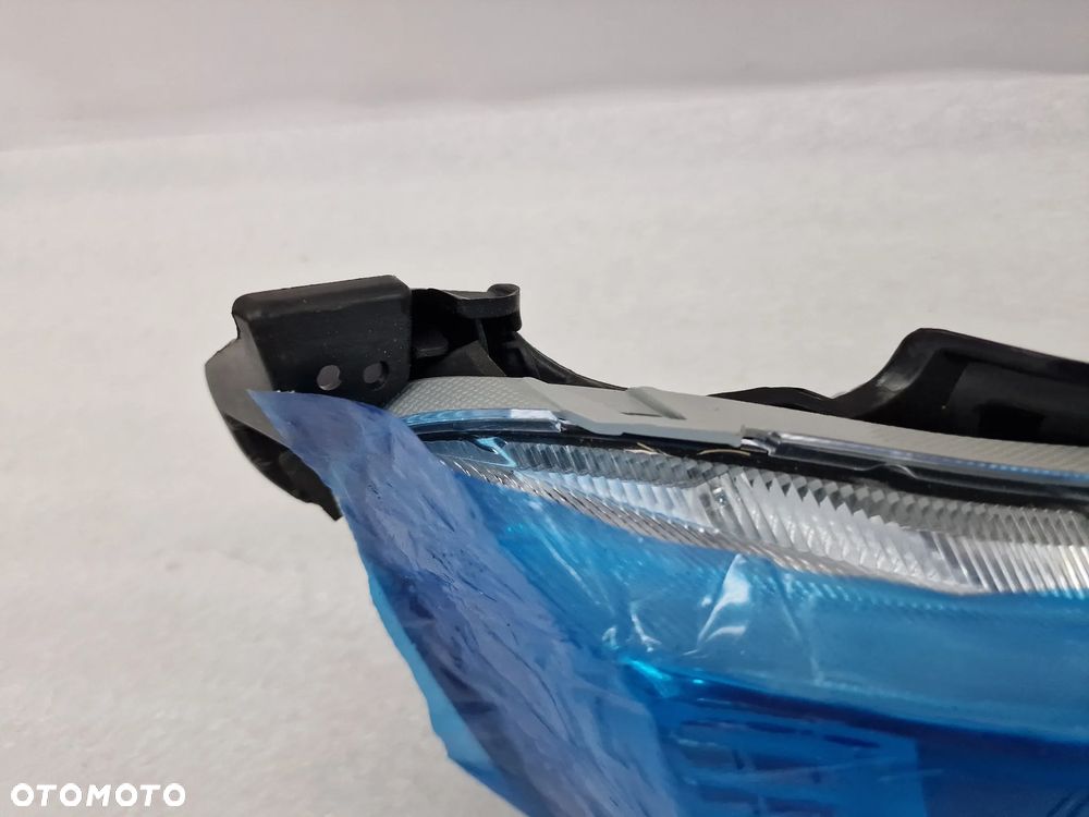 HYUNDAI SANTA FE 3 III LIFT 15- PRAWY LED HALOGEN / DRL PRZEDNI PRZÓD , NR 92202-2W , NR AUKCJI LMT169 - 3