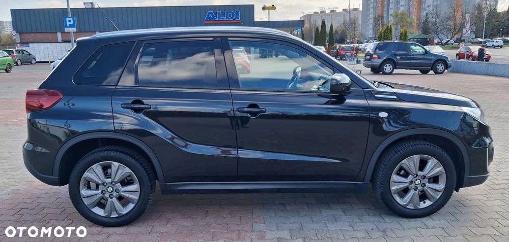 Suzuki Vitara 1.0 Boosterjet Premium 2WD - 16