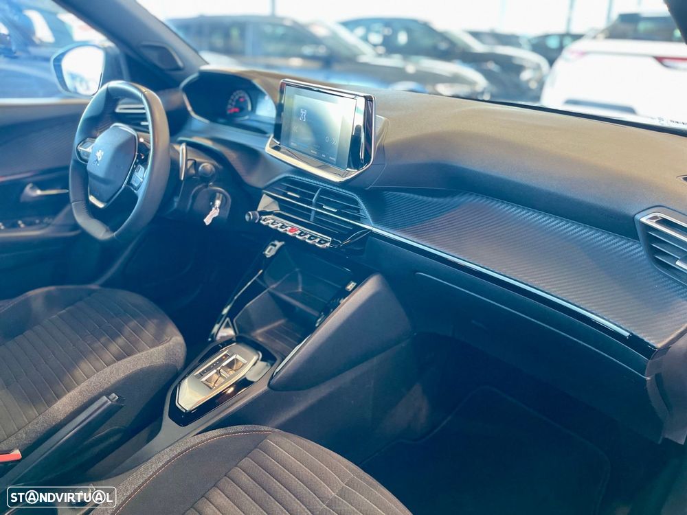 Peugeot 2008 1.2 PureTech Active Pack EAT8 - 26