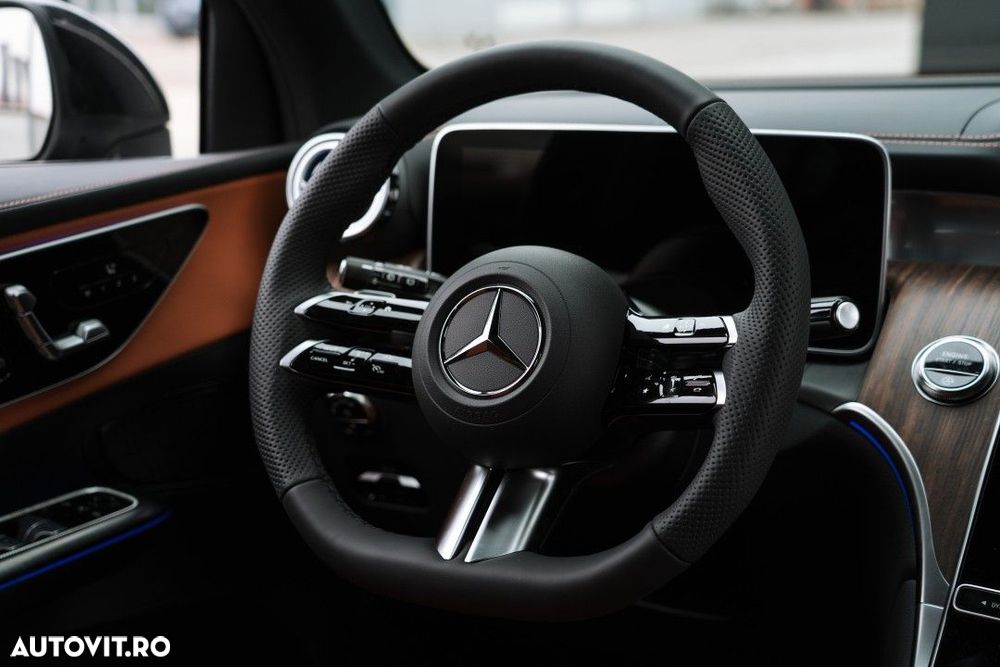 Mercedes-Benz GLC - 16