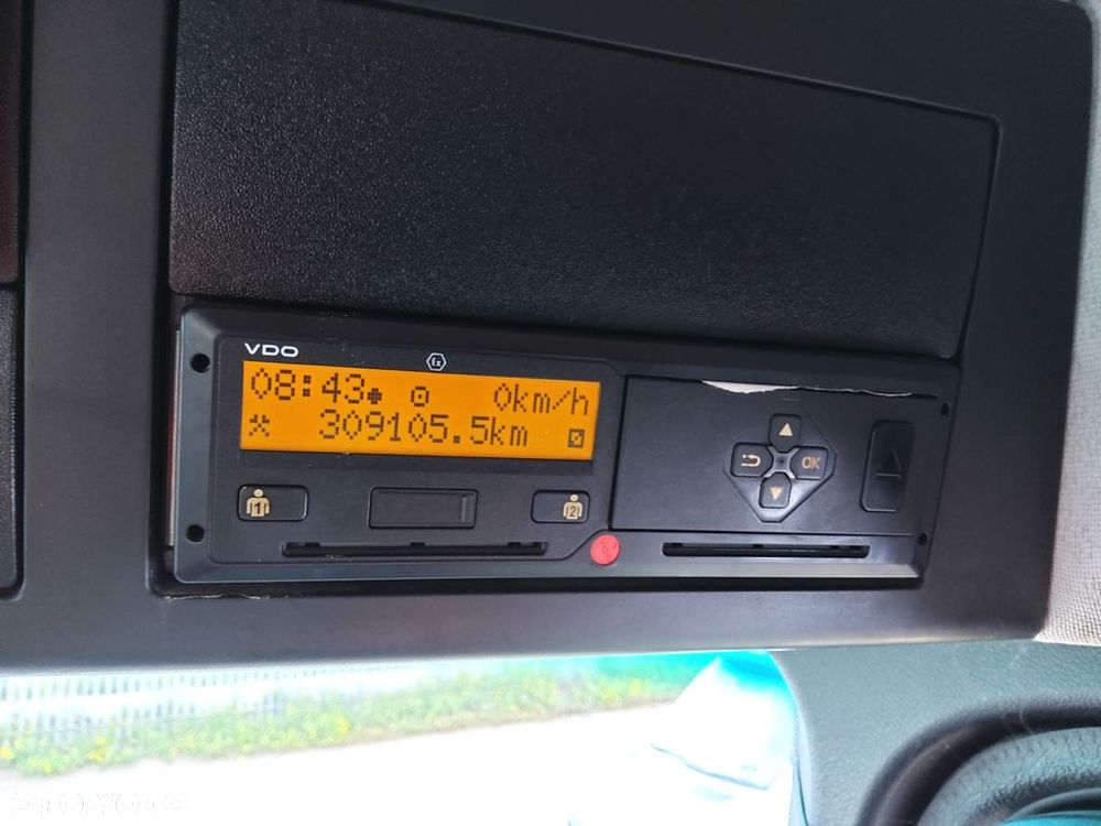 Mercedes-Benz AROCS 3240 - 12