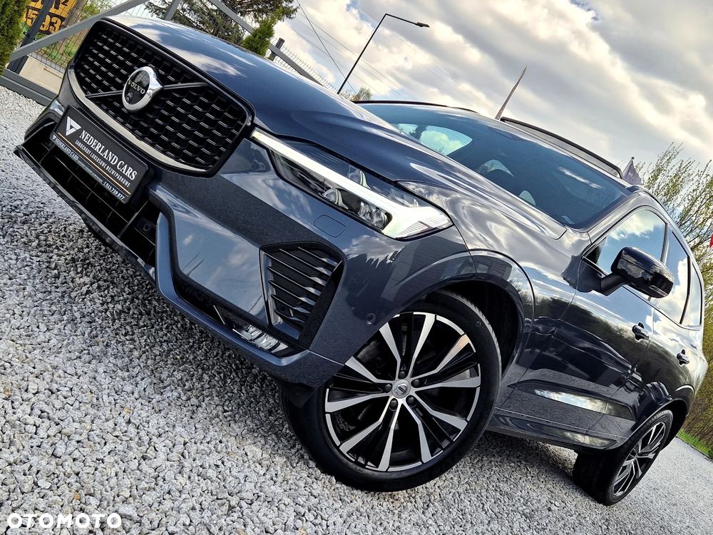 Volvo XC 60 B4 B Plus Dark - 33