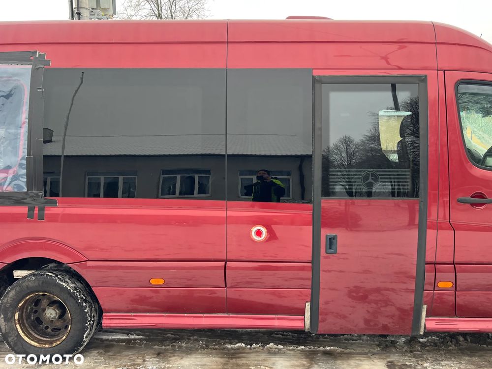 Mercedes-Benz Sprinter - 9