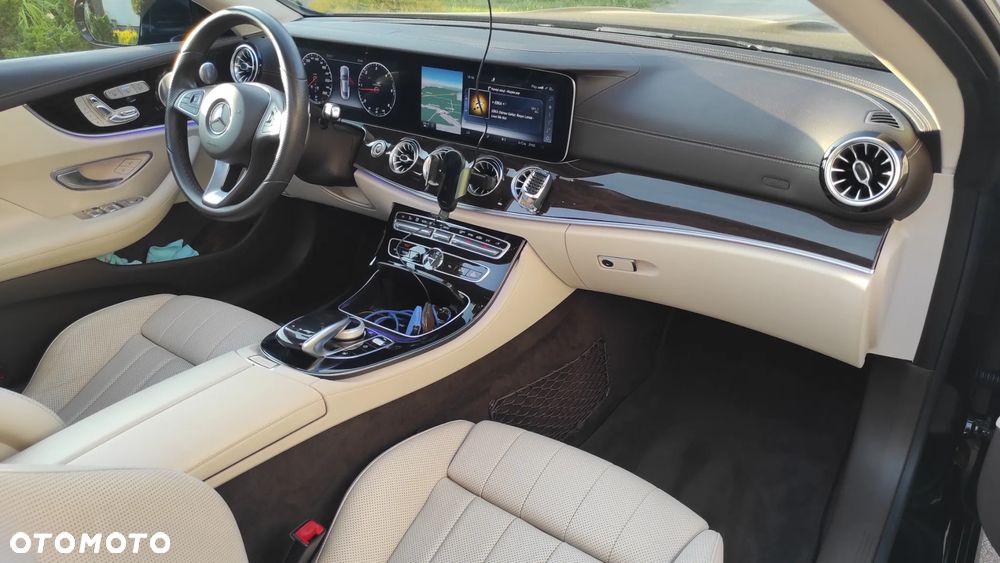 Mercedes-Benz Klasa E 220 d 9G-TRONIC - 17