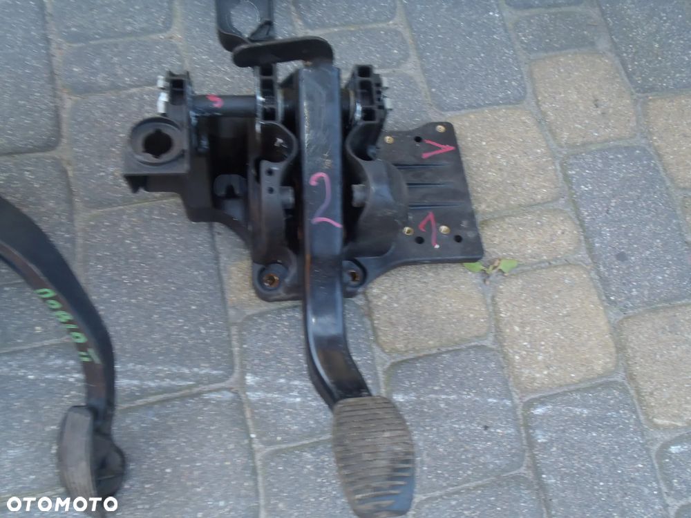 pedał pedały potencjometr gazu mocowanie fiat 147 156 grande punto evo doblo panda wersja europa - 13