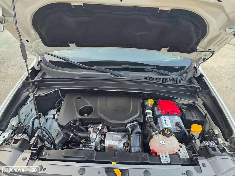 Jeep Renegade 1.0 T Limited - 19