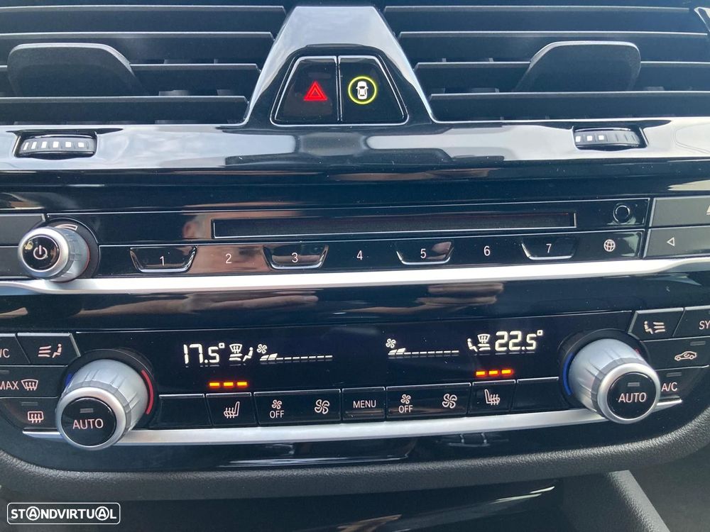 BMW 520 d Line Luxury Auto - 48