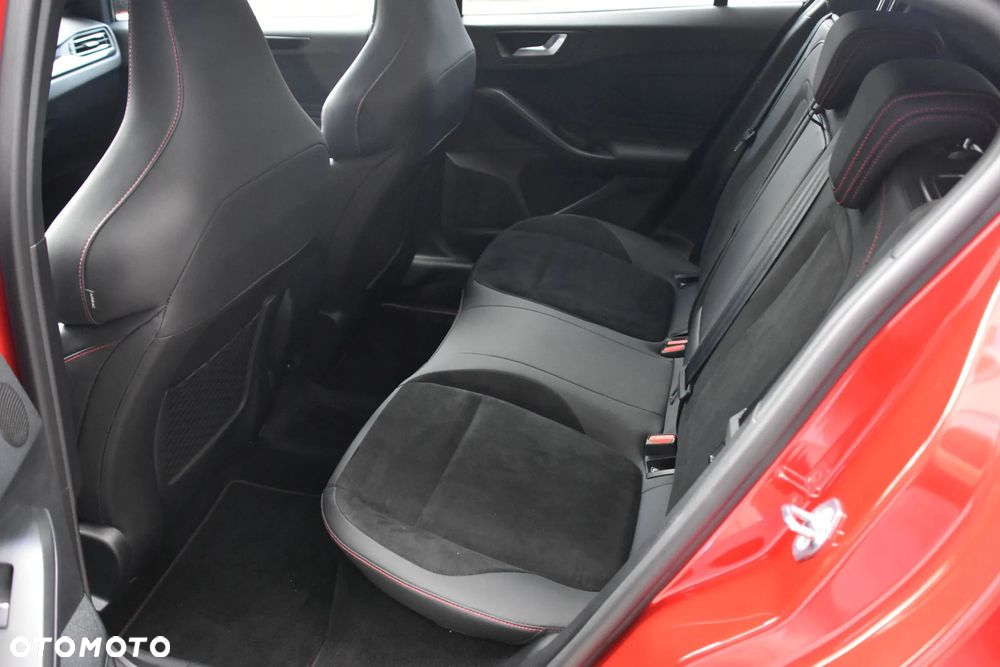 Ford Focus 2.3 EcoBoost ST X - 7