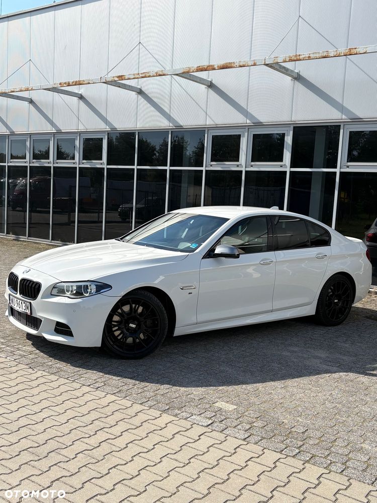 BMW Seria 5 M550d xDrive - 9