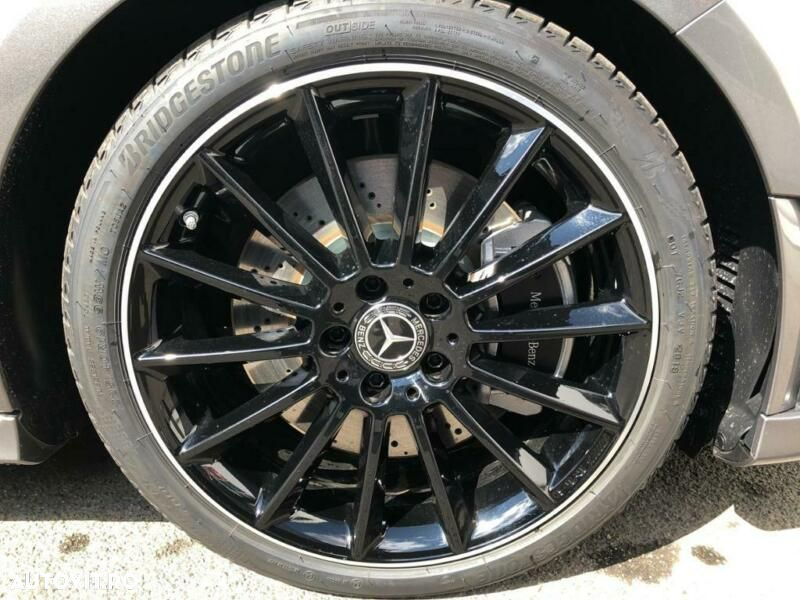 Mercedes-Benz A 250 4MATIC - 4