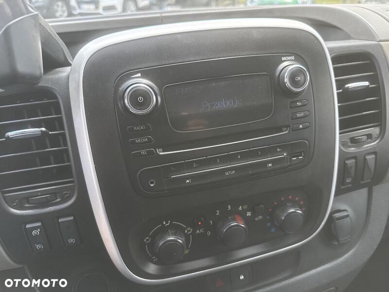 Renault Trafic - 15