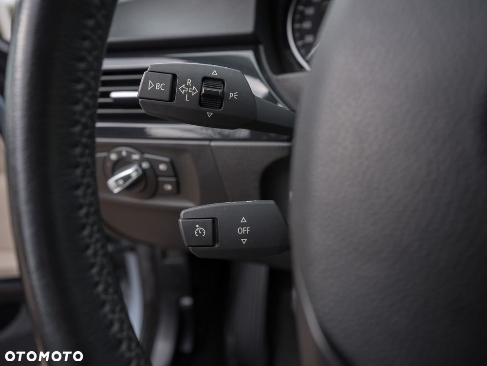 BMW Seria 3 318i Edition Exclusive - 38