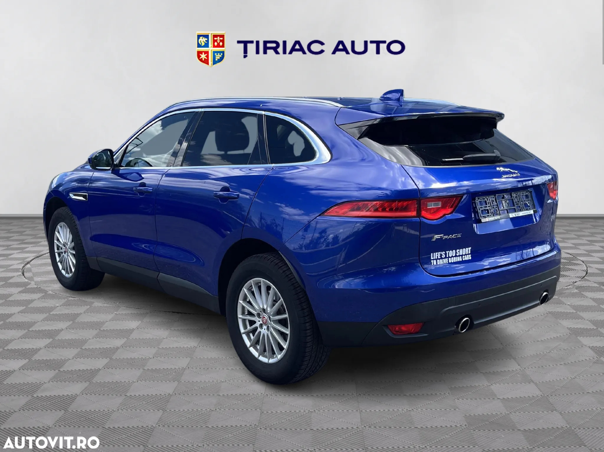 Jaguar F-Pace - 3