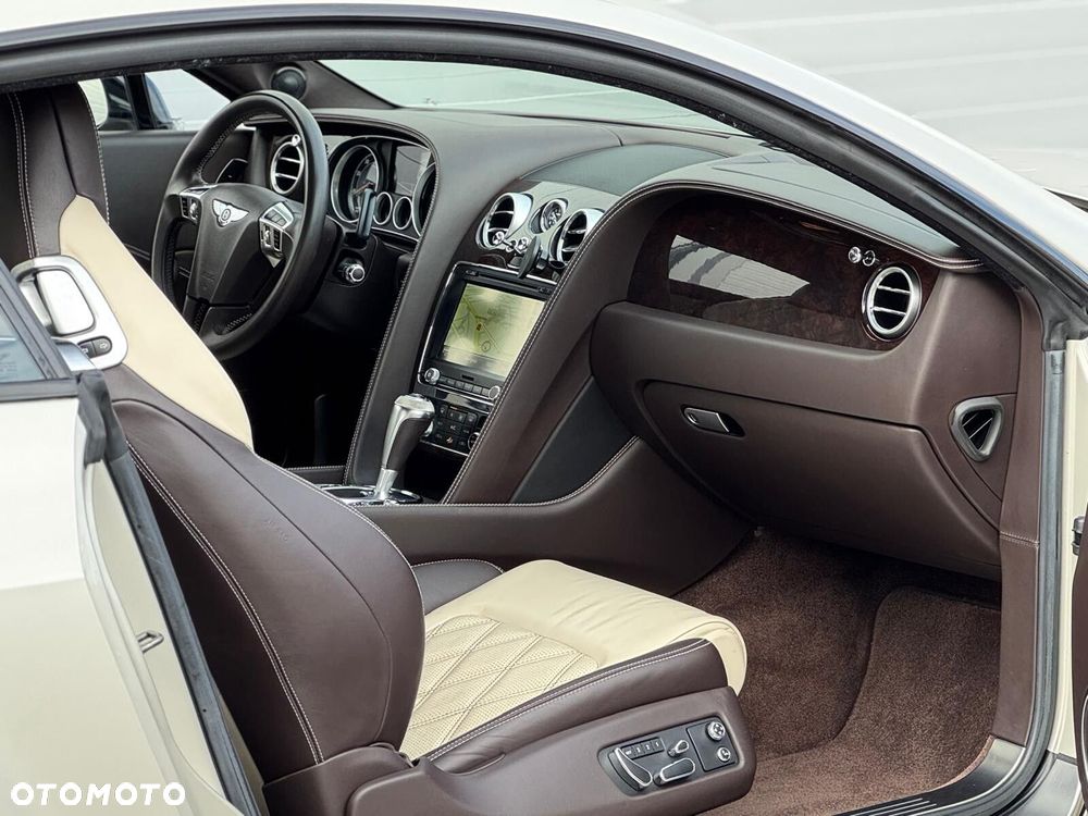 Bentley Continental GT - 19