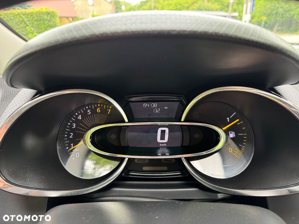 Renault Clio - 20