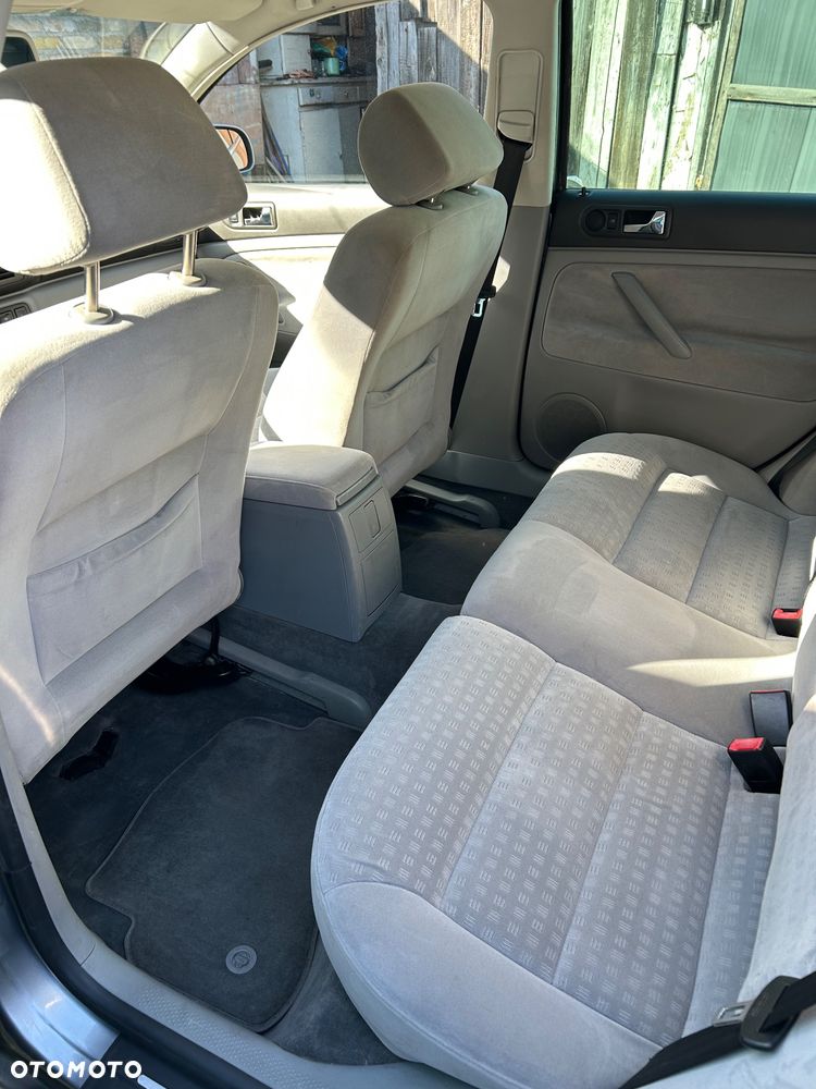 Volkswagen Passat - 7