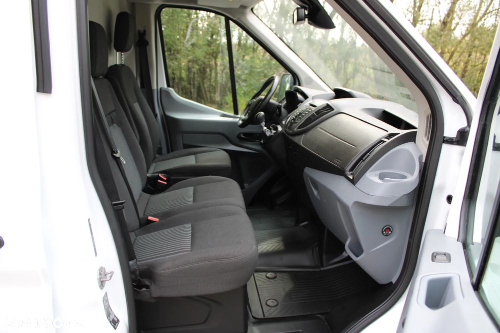 Ford Transit - 18
