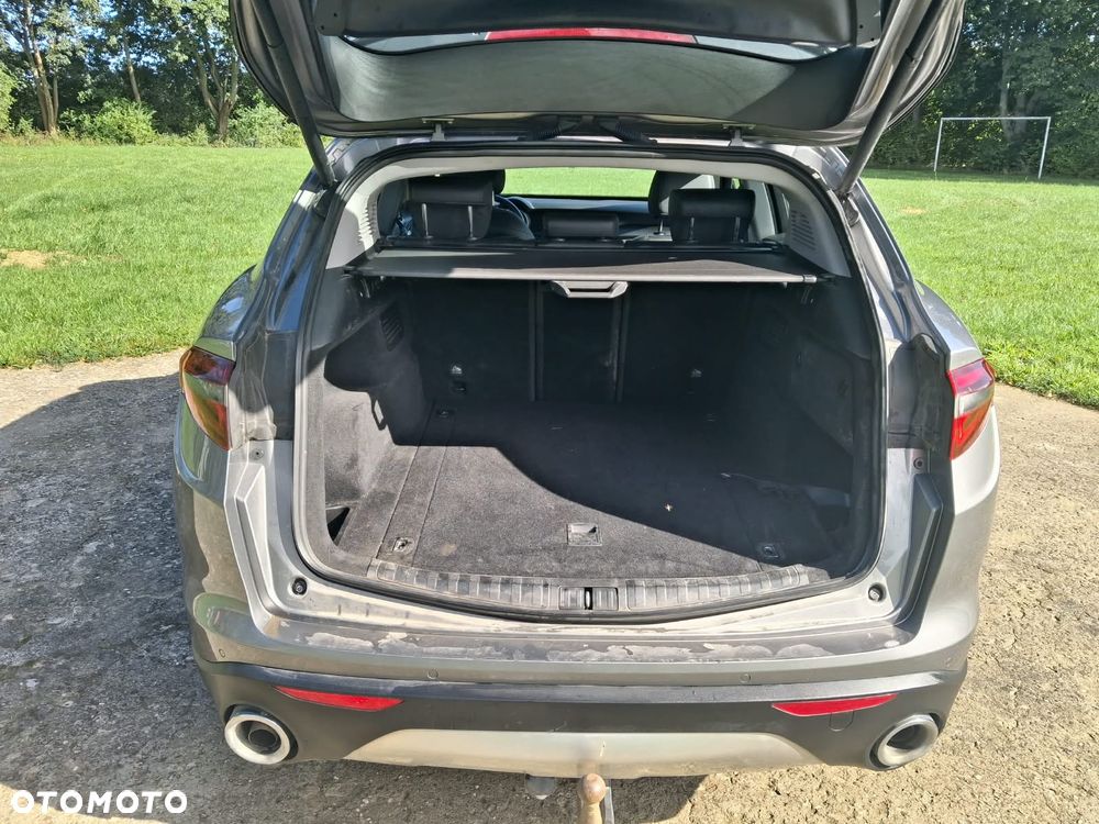 Alfa Romeo Stelvio 2.0 Turbo 16V AT8-Q4 - 6