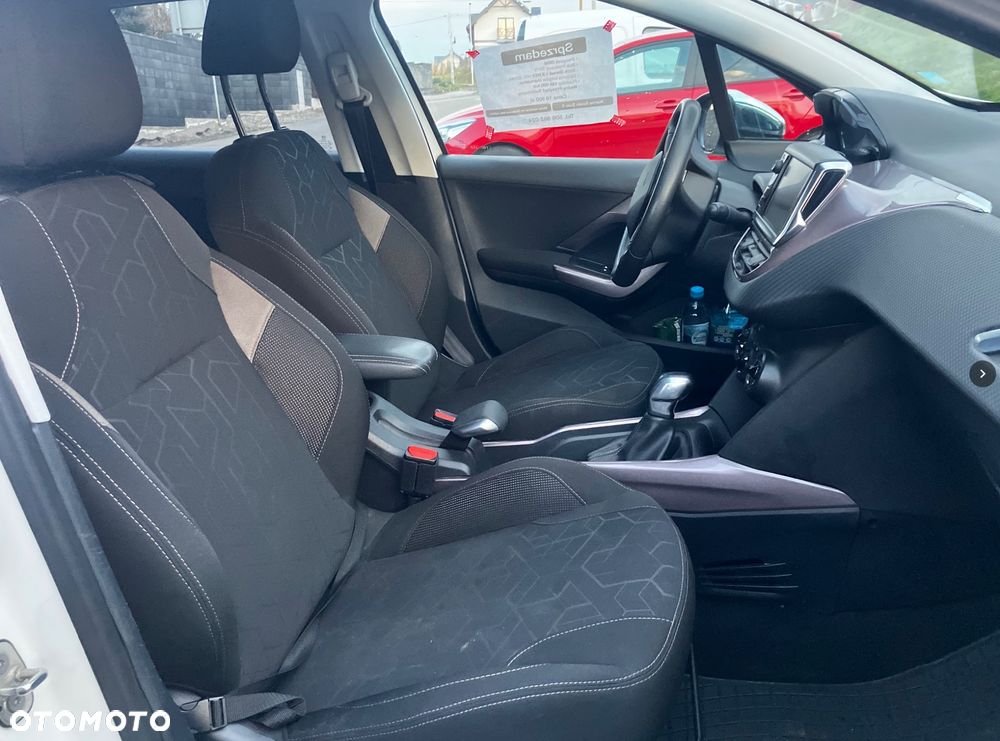 Peugeot 2008 e-HDi FAP 92 STOP & START Allure - 7