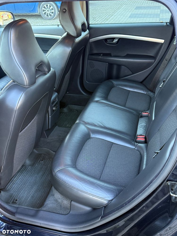 Volvo V70 2.0 Summum - 10
