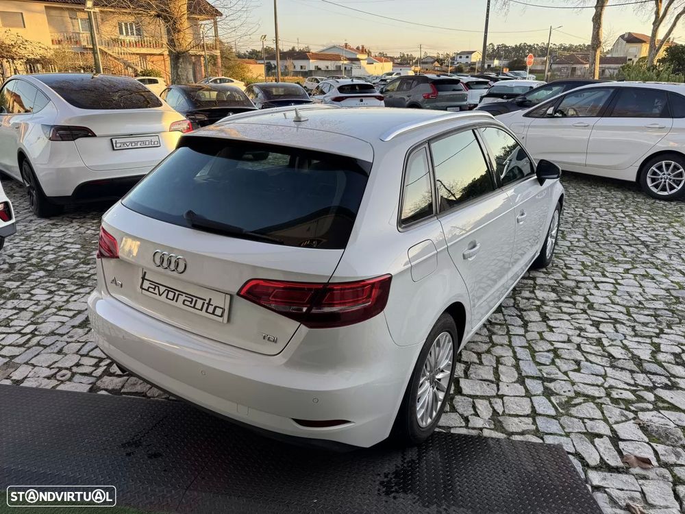 Audi A3 Sportback 1.6 TDI Design - 7