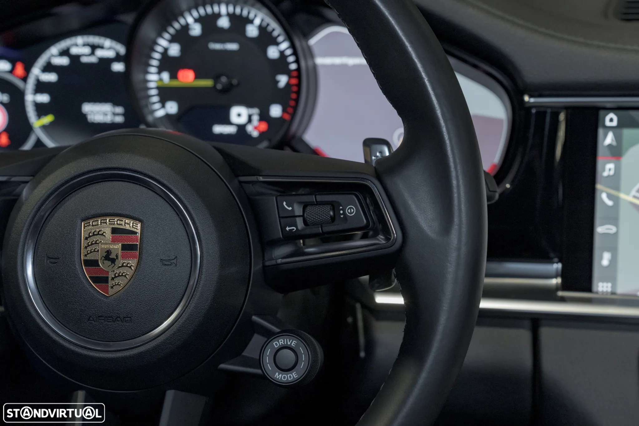 Porsche Panamera Sport Turismo 4 E-Hybrid Platinum Edition - 11