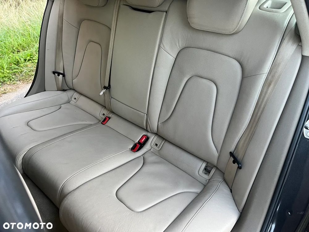 Audi A4 Avant 2.0 TDI DPF Ambition - 13