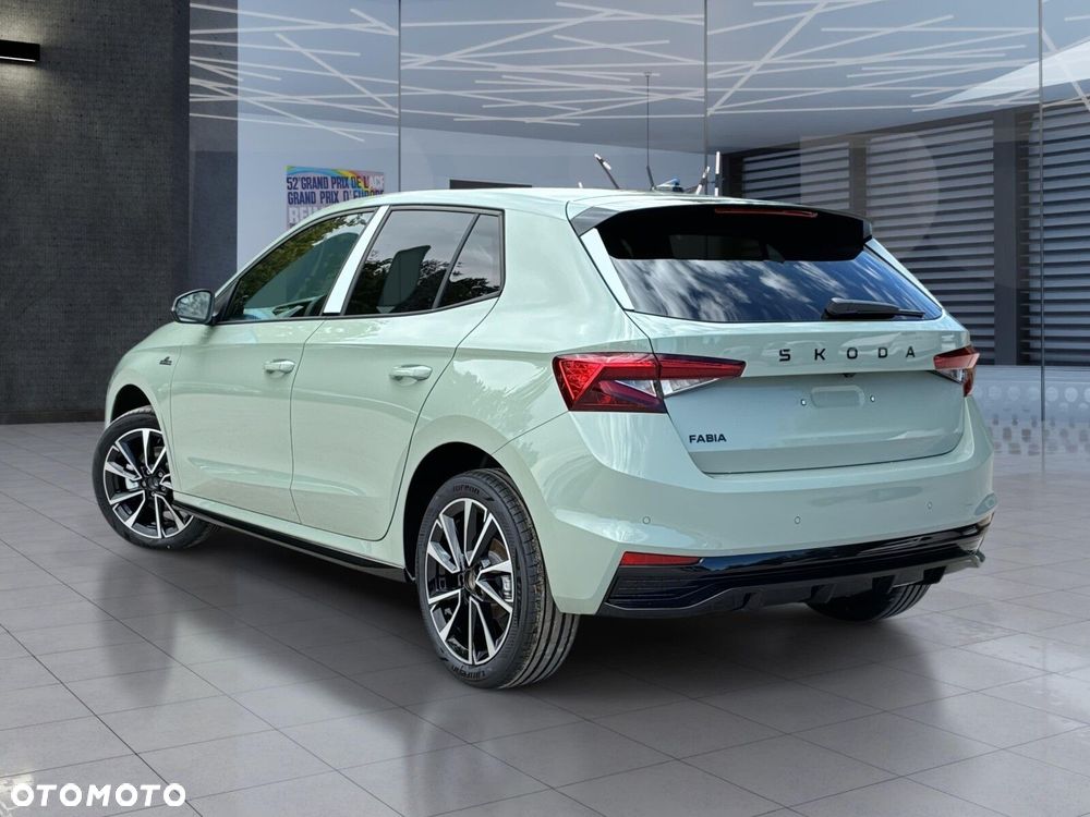 Skoda Fabia - 11