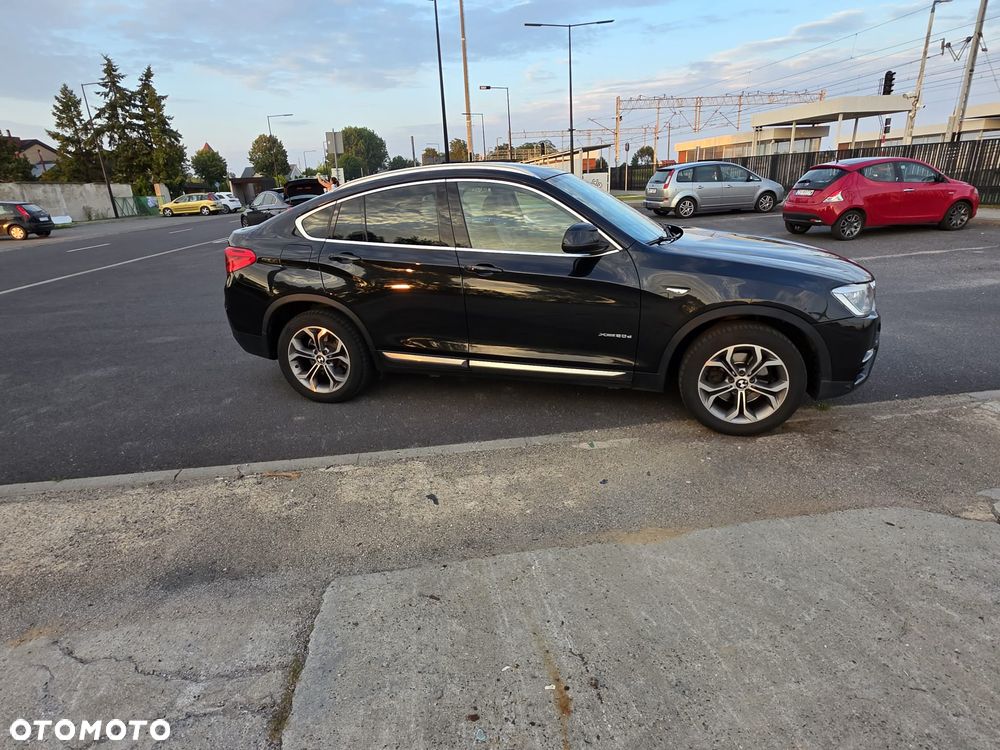 BMW X4 xDrive20d xLine - 2