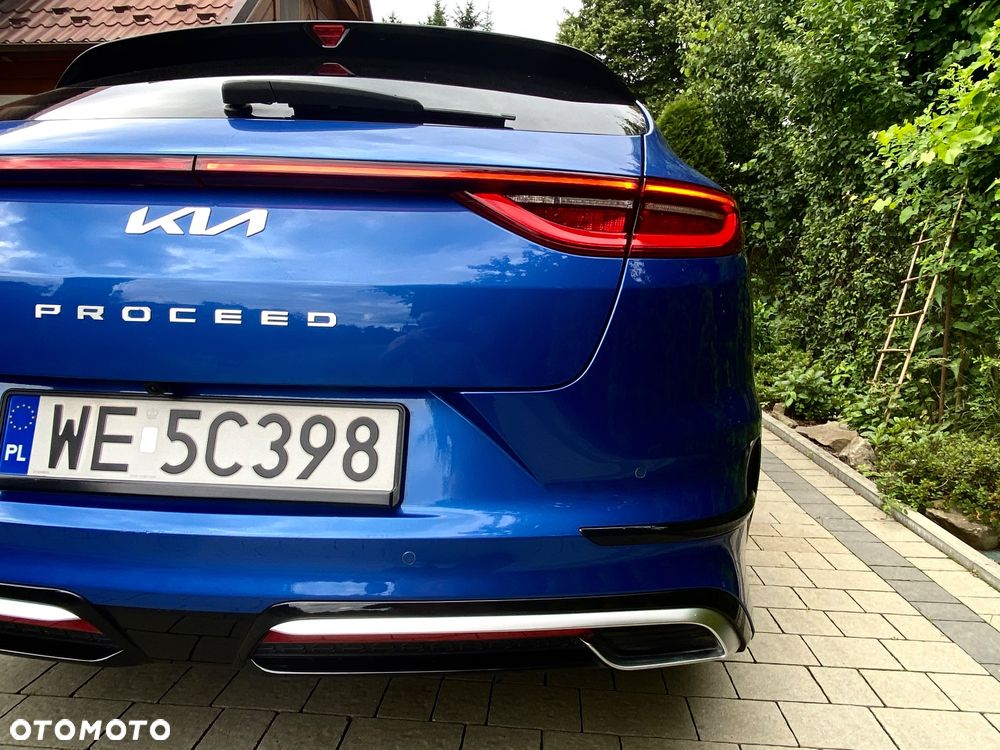 Kia ProCeed - 12
