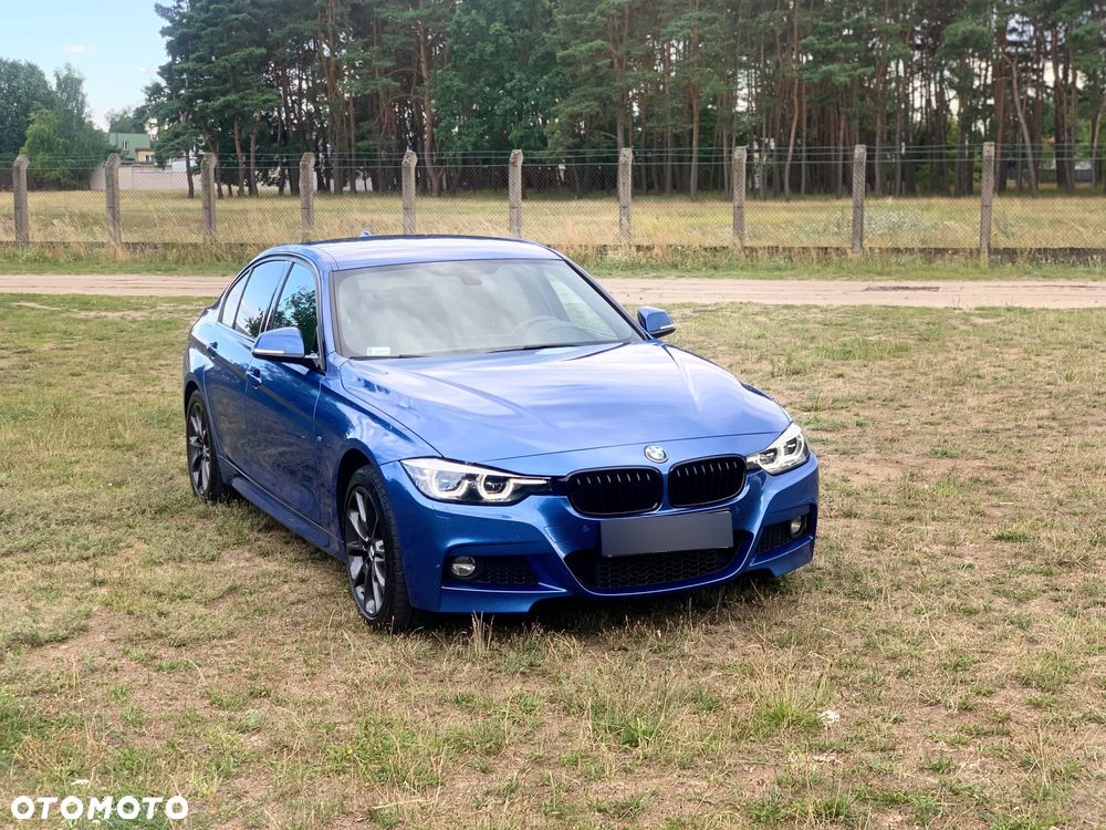 BMW Seria 3 330i xDrive M Sport Shadow - 1